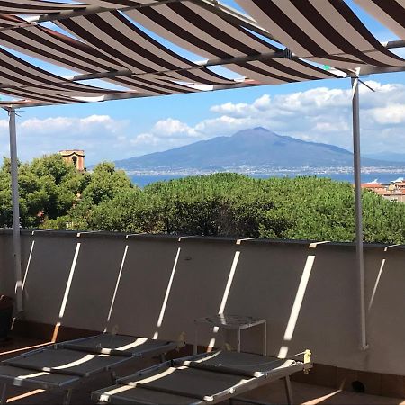 Casa Bice Amazing View Of Vesuvius Apartment Соренто Екстериор снимка