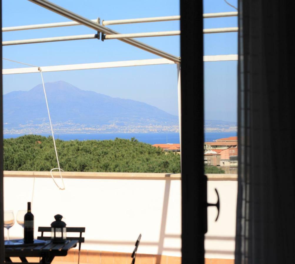 Casa Bice Amazing View Of Vesuvius Apartment Соренто Екстериор снимка