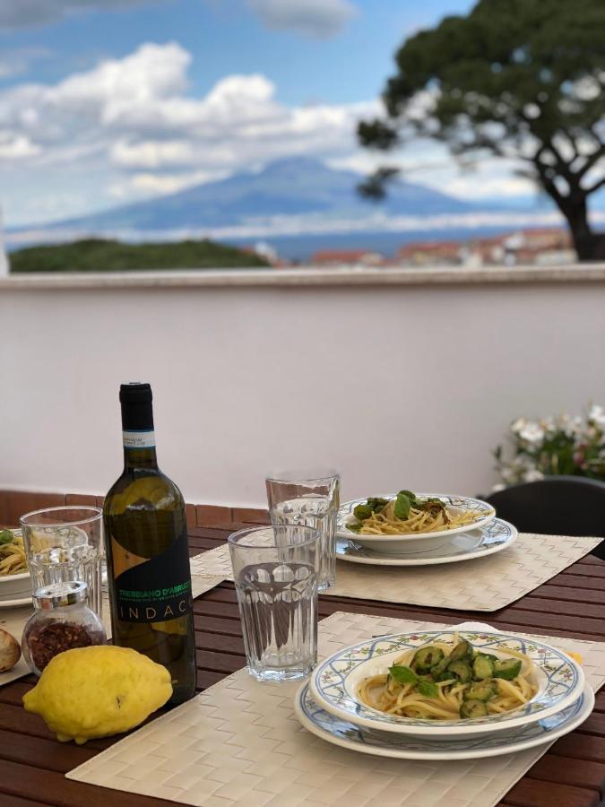 Casa Bice Amazing View Of Vesuvius Apartment Соренто Екстериор снимка